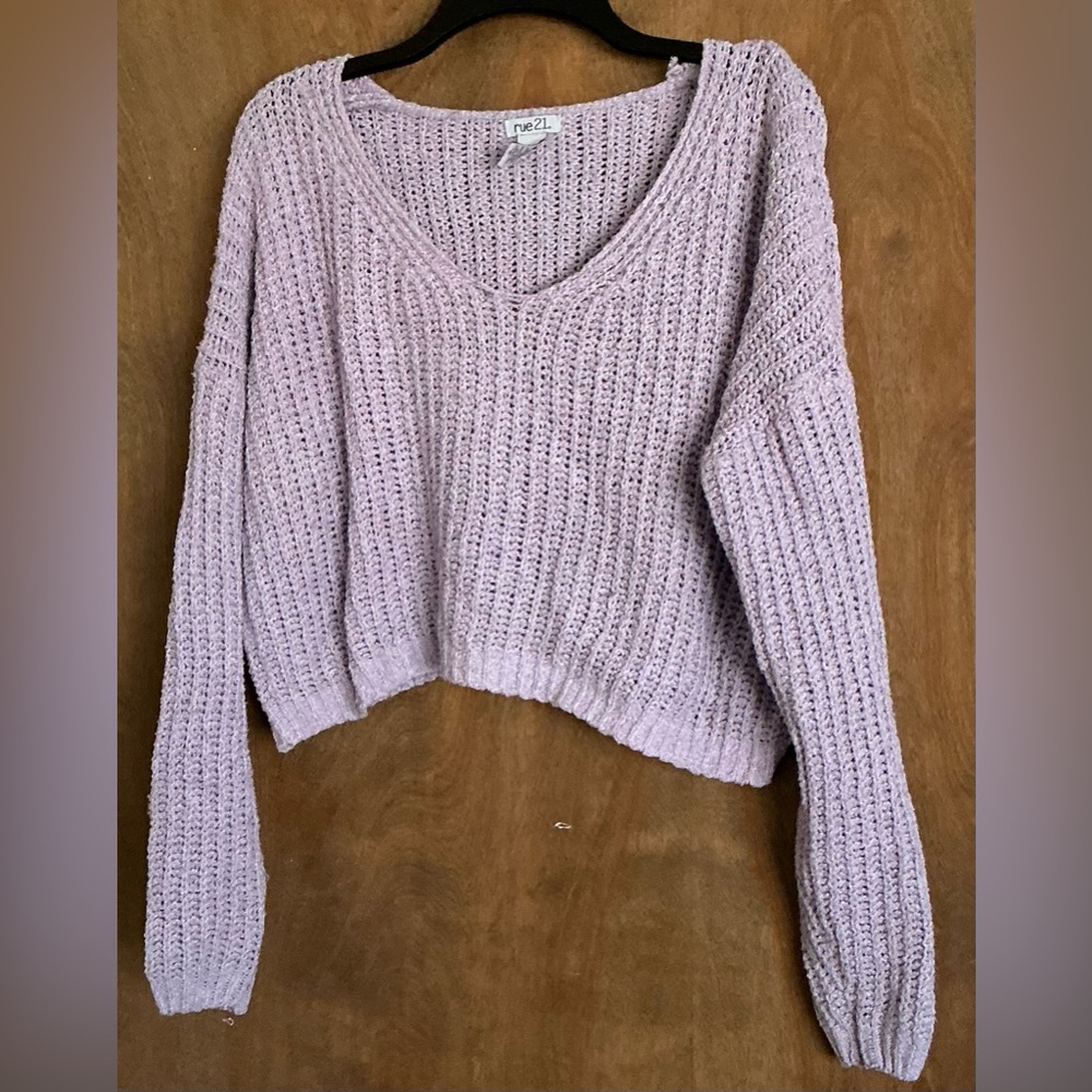 rue21 Lavender V-Neck Fuzzy Cropped Long Sleeve Pullover Ribbed Sweater Medium